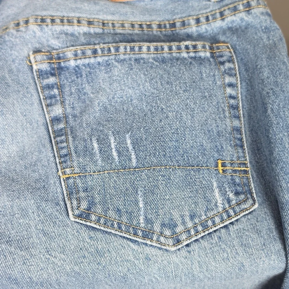 Aéropostale Relaxed Straight Denim‎ Jeans Blue Medium Wash Distressed Men's